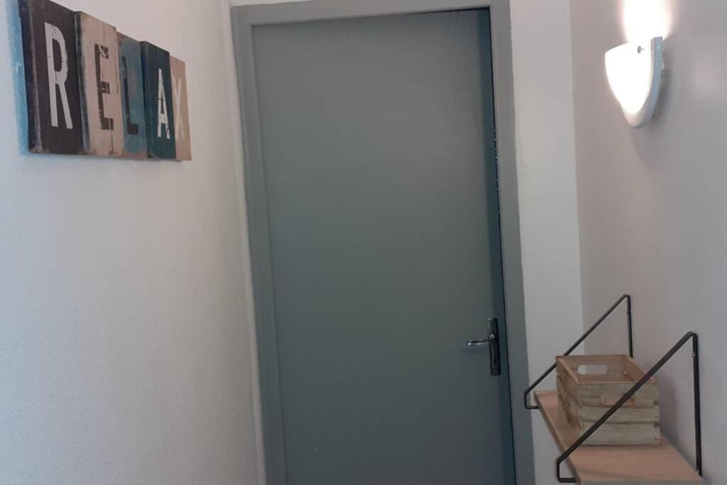 Agreable Logement Proche De La Gare Et Du Polygone Apartment Béziers Exterior foto