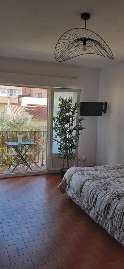 Agreable Logement Proche De La Gare Et Du Polygone Apartment Béziers Exterior foto